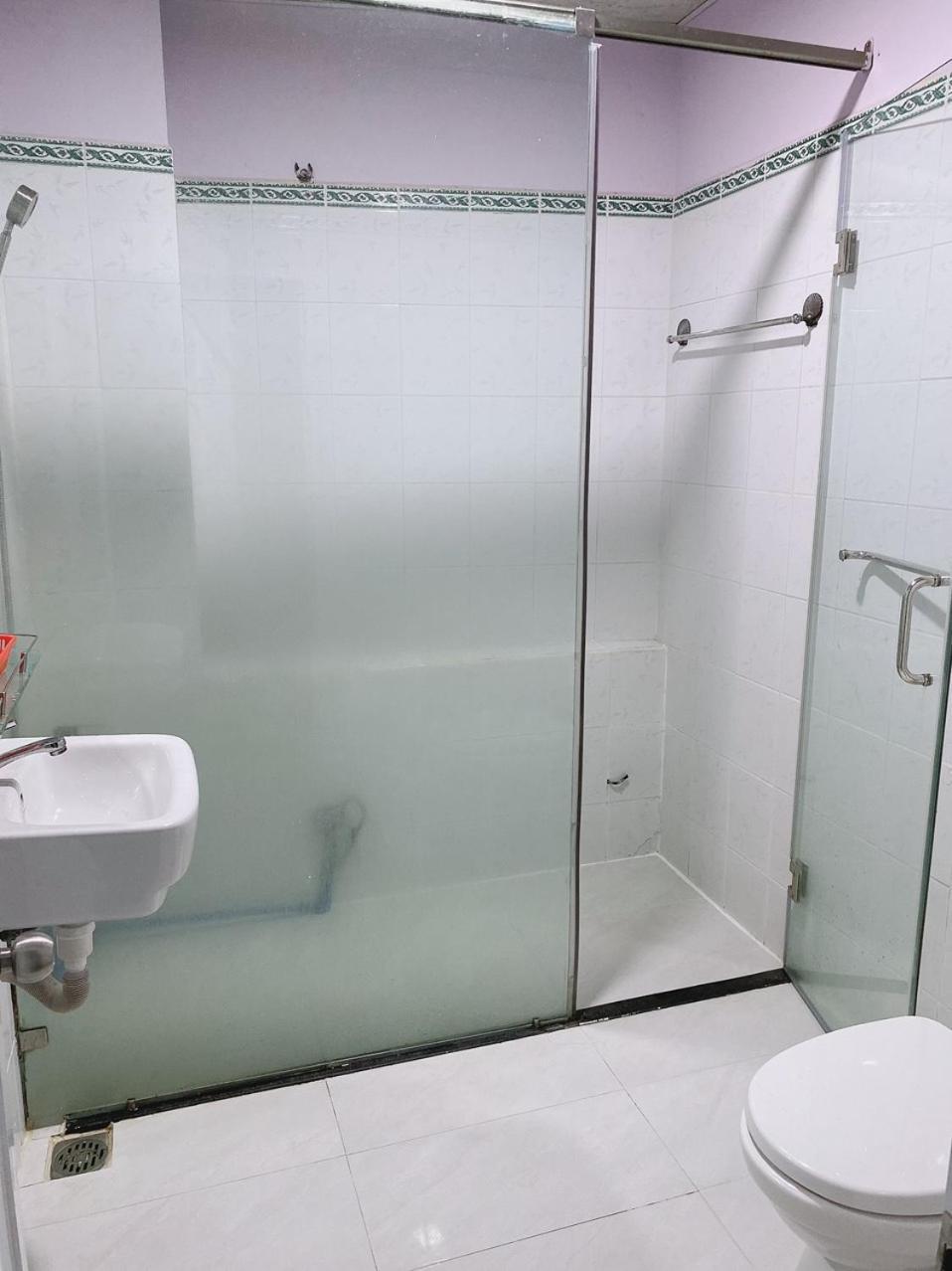 Apartment Thanh Thao - 57/4 Le Quang Qinh, Q. Binh Thanh - By Bay Luxury *